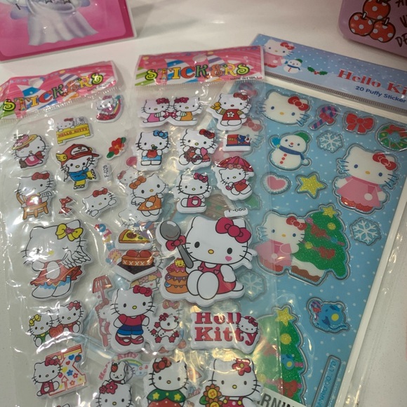 Hello Kitty bundle - Picture 5 of 7